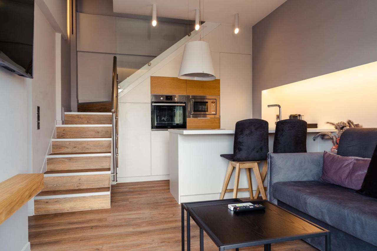 Penthouse Suite,1176840808:JPEG